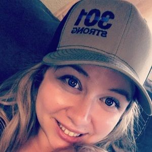 Meet your Posher, Brittney